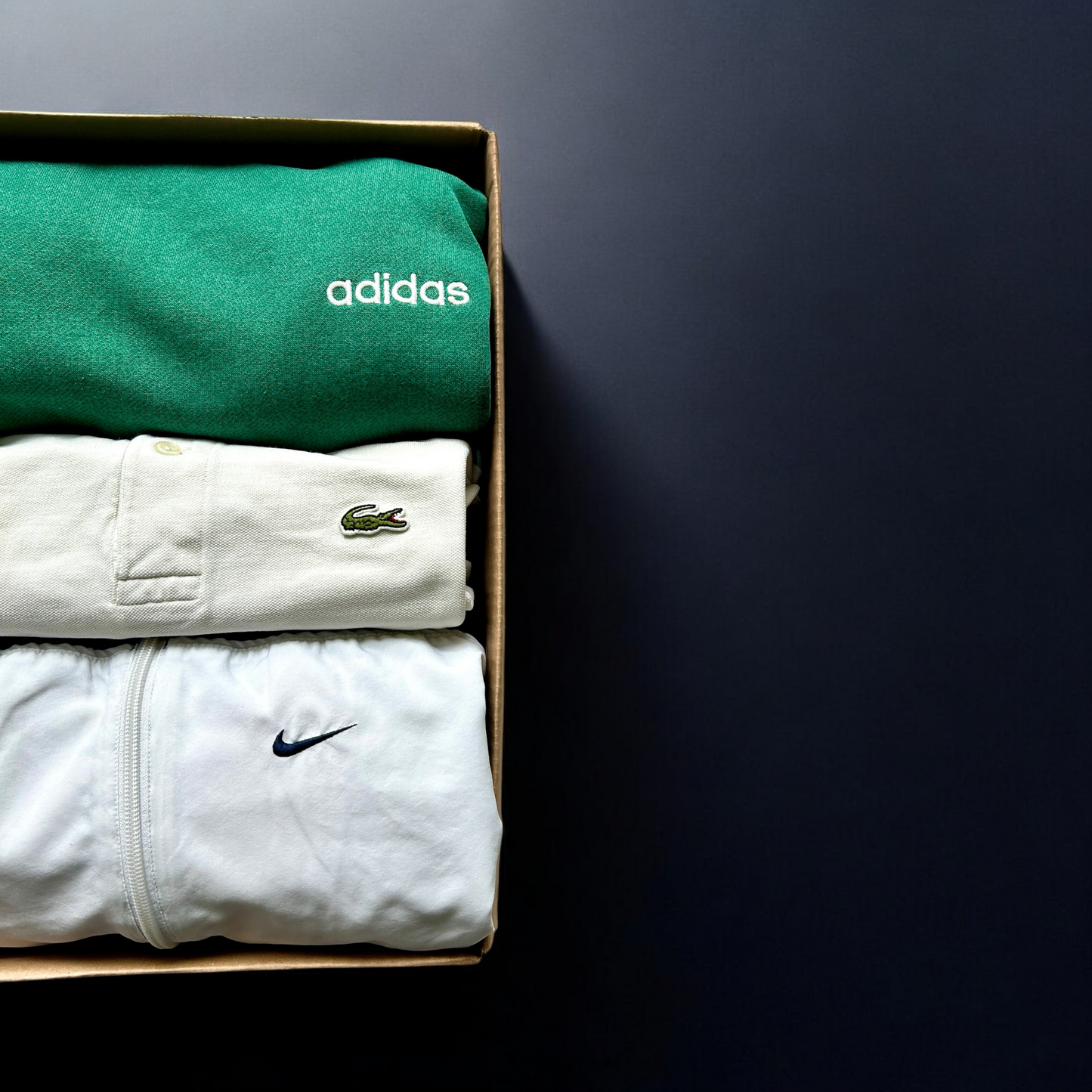 PREMIUM VINTAGE MYSTERY BOX (7-15 PIECES)